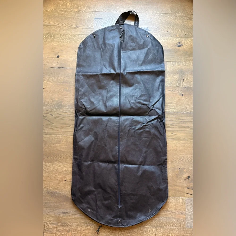 Canada Goose Travel Garment Bag With Logo Adjustable Straps / Warranty Card